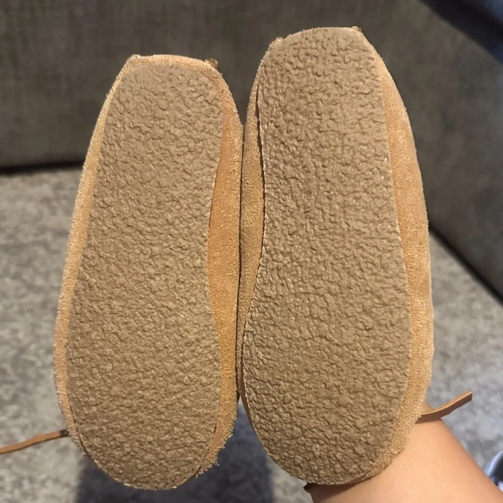 Minnetonka Kids Tan Suede Shearling Moccasins